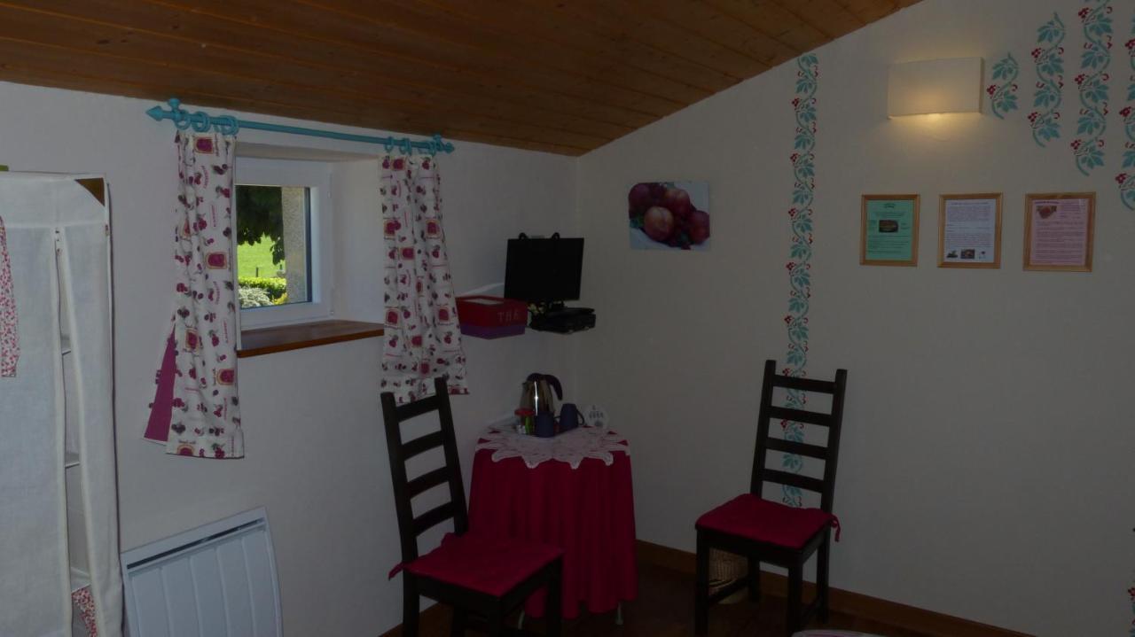 Chez Tiane Puy De Dome Bed and Breakfast Saint-Flour  Εξωτερικό φωτογραφία